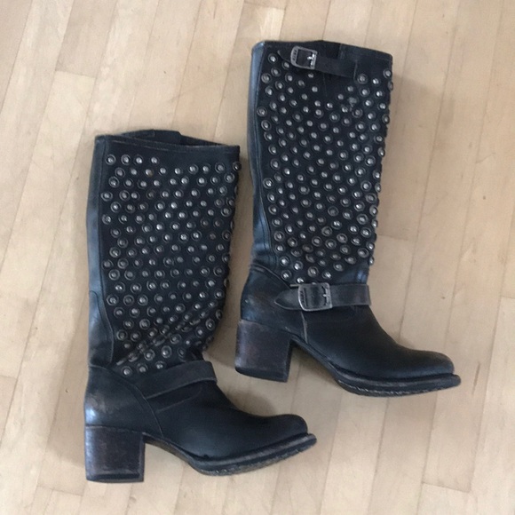 frye jenna disc boots